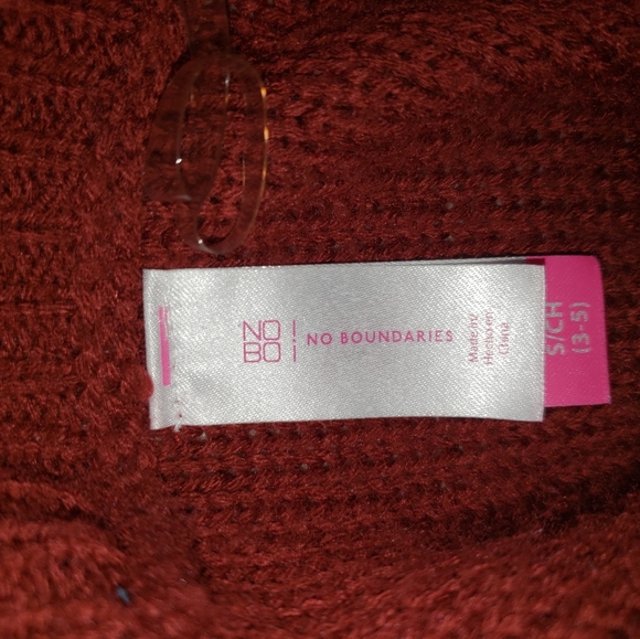 Sweater - Picture 4 of 4